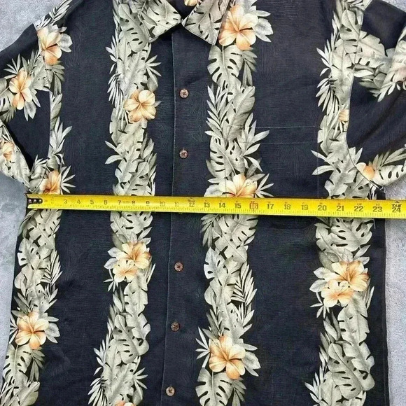 Tommy Bahama Shirt Mens Large Silk Floral Hawaiian Button Up Camp Black - Picture 3 of 7